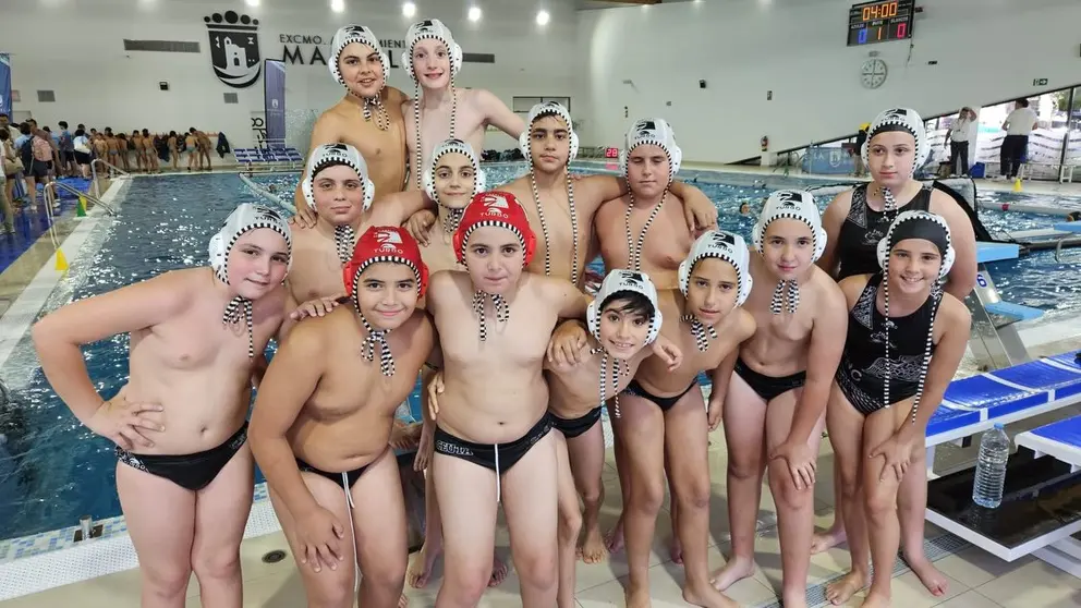 El equipo alev&iacute;n del CN Caballa, en Marbella