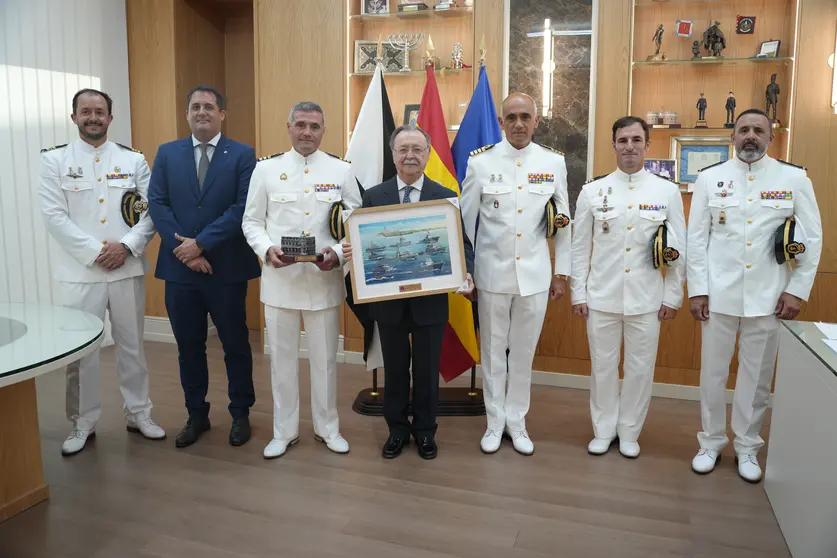 2026 - 06 - 08 - Visita patrullero Vigia - 17