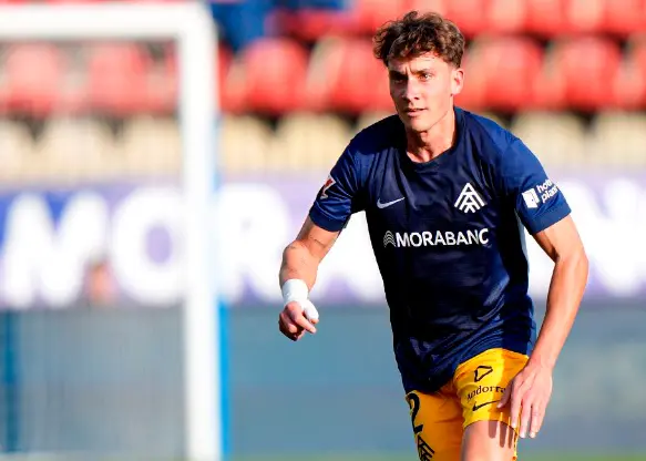 &Aacute;lex Petxarrom&aacute;n, en un partido de la pasada temporada con el Andorrra