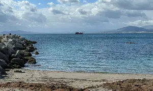 draga en la playa del chorrillo