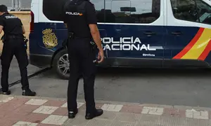 polic&iacute;a nacional 6