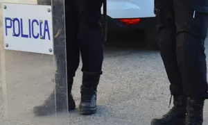 polic&iacute;a nacional 7