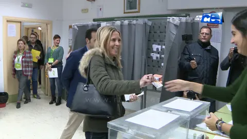 Teresa López . Candidata VOX