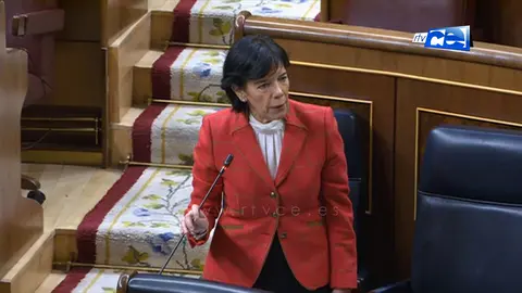 MINISTRA EDUCACIÓN (CLASES)