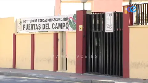 Instituto puertas de Campo