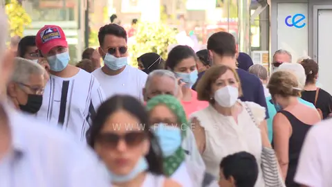 GENTE MASCARILLAS 03