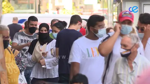 GENTE MASCARILLAS 02