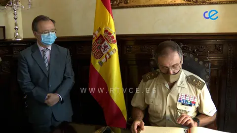 Firma Teniente general