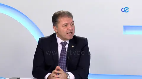 Enrique Roviralta - Pte Colegio de me´dicos