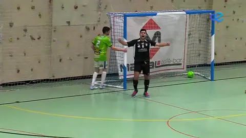 WE CASAS JUGADOR AU CEUTI