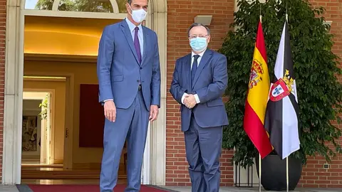 MUDO VIVAS - PEDRO SANCHEZ