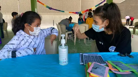 UGR SOLIDARIA Y CRUZ ROJA