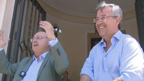 vivas y alcalde estepona