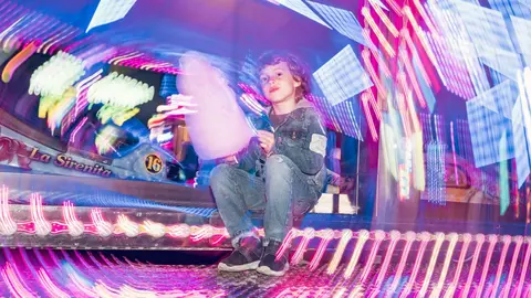 boy-with-cotton-candy-near-modern-attraction-2022-01-26-22-33-21-utc (1)