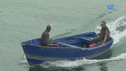 guardia civil patera marroqui