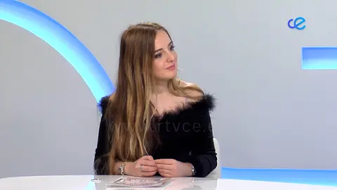 GIRL GAMER + MAYICHI