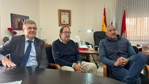 Reunión Delegado del Gobierno con UGT