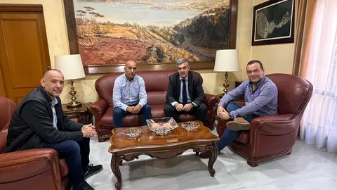 Reunión entre AUGC Ceuta y el nuevo Delegado del Gobierno en la Ciudad.