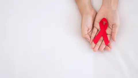 world-aids-day-2022-11-07-22-10-34-utc (1)