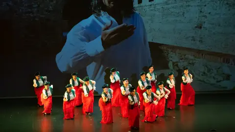 El Sur, Tierra de Soles (1)