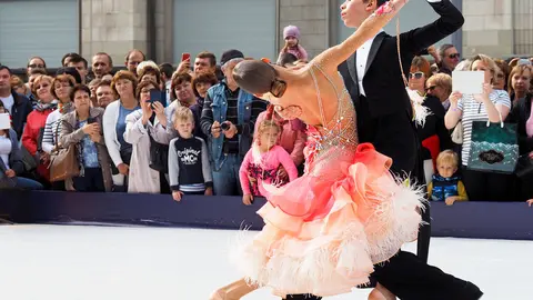 1529359949580-Viennese+Waltz