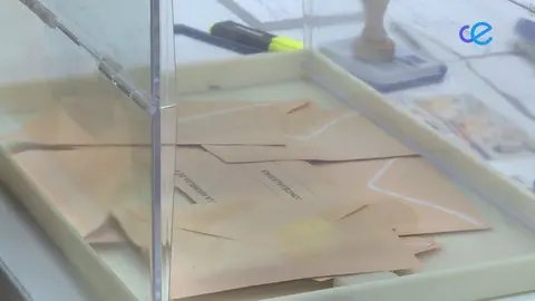 URNA VOTOS ELECCIONES