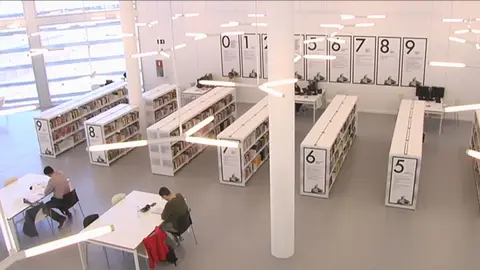 BIBLIOTECA ADOLFO SUAREZ POR DENTRO