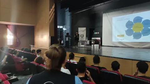 7 colinas xenofobia 1