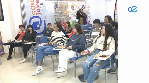 CHARLA CASA JUVENTUD