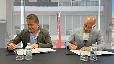 CAMARA COMERCIO VAR GROUP