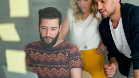 start-up-team-2023-11-27-05-07-03-utc (1)