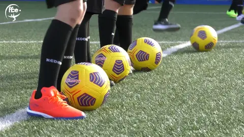 escuela de fútbol - balón