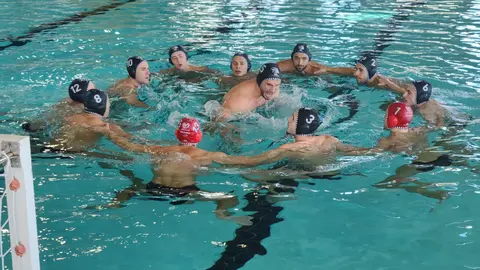 El CN Caballa ha remontado cuatro goles de desventaja contra el Mataró