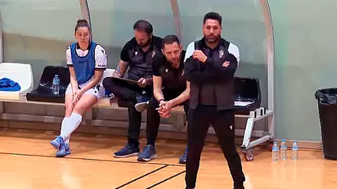 El banquillo caballa, durante el partido de este sábado