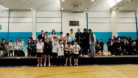 El equipo mixto de Ceuta, en lo más alto del podio