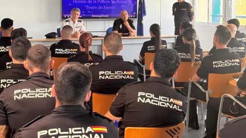 policías nacionales prácticas