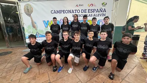 Equipo alevín mixto del Caballa que está compitiendo en el Campeonato de España
