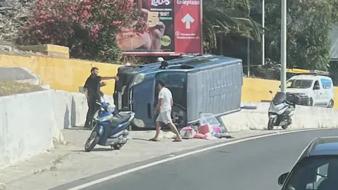 ACCIDENTE FURGONETA JUAN XXIII