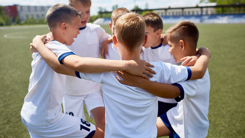 jugadores niños fútbol