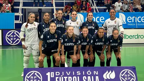 Formación del Ceuta Femenino, este sábado en el pabellón A Seca de Poio