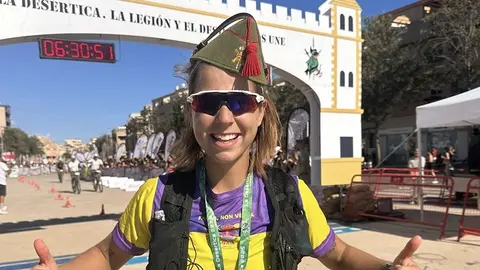 María Romero, después de cruzar la meta victoriosa