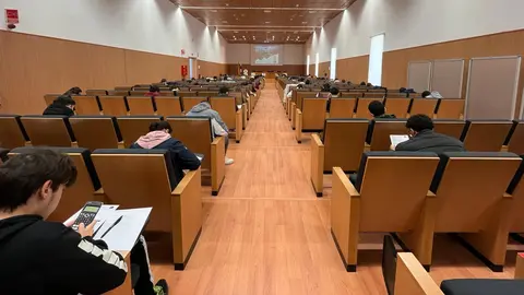 campus ugr universidad estudiantes