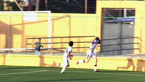 Danil celebra su gol en el minuto 92 de partido