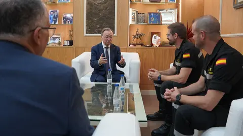 2025 - 11 - 05 - DEspacho UME - 12