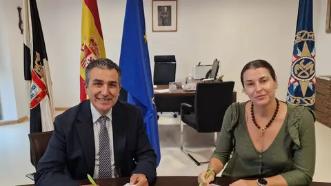 Firma convenio UNED Ceuta FAMPA 4 Culturas 
