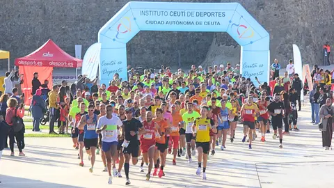 Una imagen de la salida de la prueba desde el Complejo Monumental de las Murallas Reales