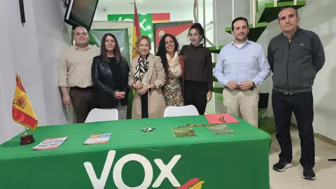 Nuestro Corazon Bandera_1 vox