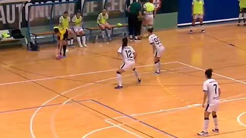 Un lance del choque disputado este s&aacute;bado en el 'Guillermo Molina'