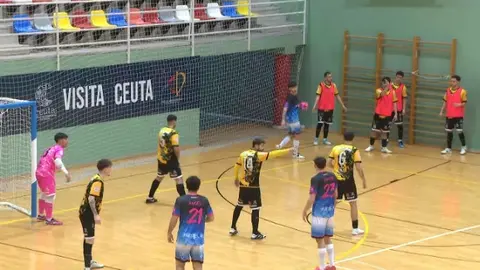 Una imagen del partido disputado por el Imperio Los Rosales en el 'Guillermo Molina'