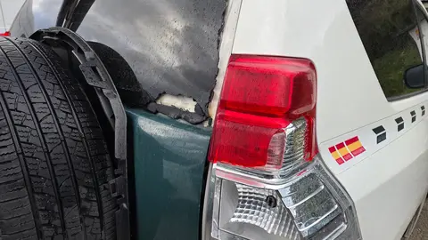 guardia civil coche apedreado